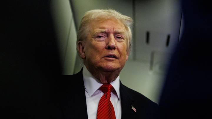 Live updates: Shutdown becomes longest ever; Supreme Court hears tariffs case