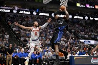 Deadspin | Offensive-foul call seals' Knicks victory over Mavericks