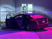 Muere atacado a balazos mientras reparaba su vehículo