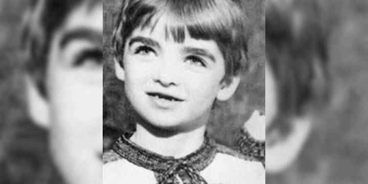 La foto acertijo: ¿Quién es este chico que tras tener un accidente como albañil compuso canciones que marcaron los noventas?