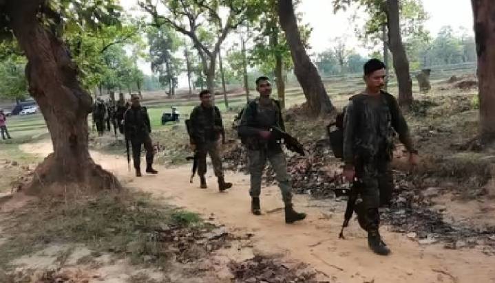 Jharkhand: Huge Cache Of Weapons Seized After Gun Battle With Maoists In Saranda Forest