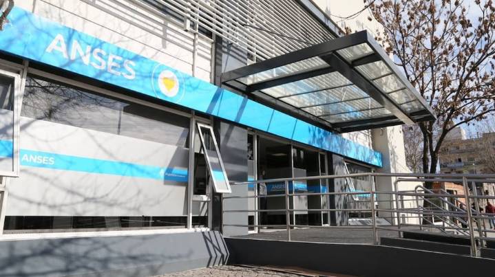ANSES cuándo cobro: el cronograma de pagos para este lunes 3 de noviembre