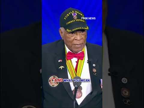 ‘TRUE AMERICAN HERO’: Marine who broke barriers on and off the battlefield receives award #shorts