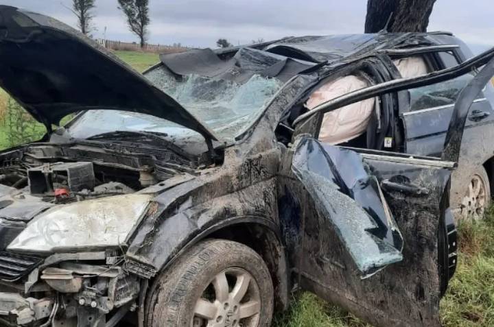 Dos personas heridas tras un vuelco en la Ruta 7