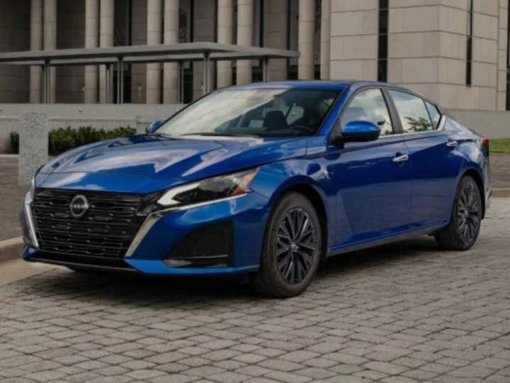 En Estados Unidos, cuánto sale el Nissan Altima en noviembre 2025: costos por configuración