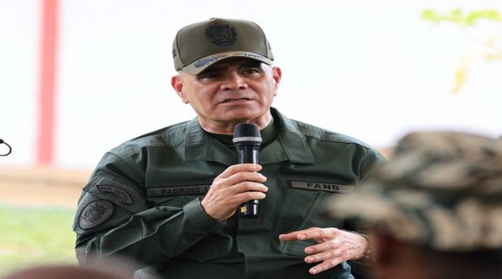 Ministro Padrino López: "El pueblo debe saber que tiene una Venezuela defendida por la FANB y el presidente Maduro"