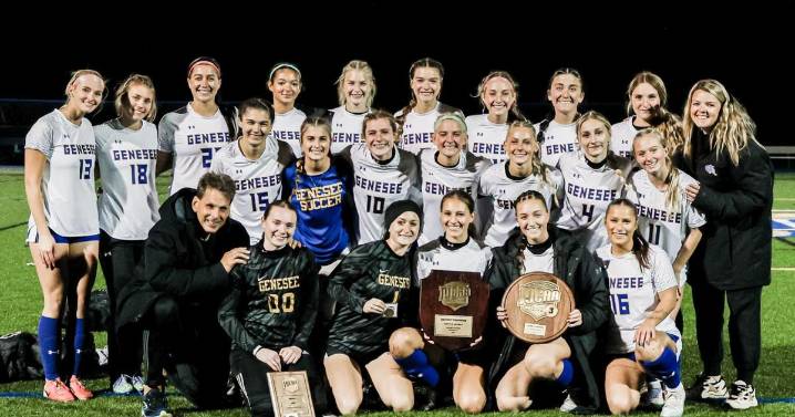 COLLEGE SPORTS: GCC women's soccer wins Region III B title, falls in NJCAA National semis behind GLOW region alumnae