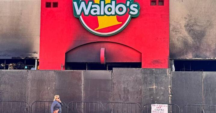 Exigen justicia por incendio en Waldo's y temen otra tragedia en Hermosillo