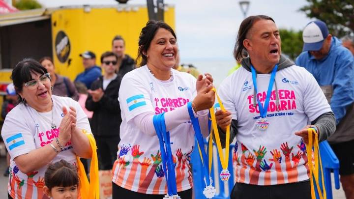 Corrida atlética solidaria a beneficio del Hogar del Niño