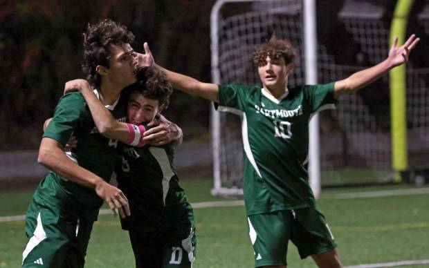 Dartmouth shuts out Marshfield in Division 1 boys soccer tournament