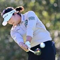 Ryu grabs LPGA lead, Kai Trump struggles in debut