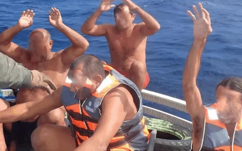 Interceptan narcosubmarino en el Atlántico con 1,7 toneladas de cocaína: Tripulantes venezolanos detenidos