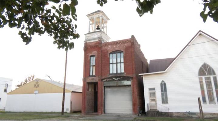 Historic Pierce City jail-turned-landmark lists for $160,000