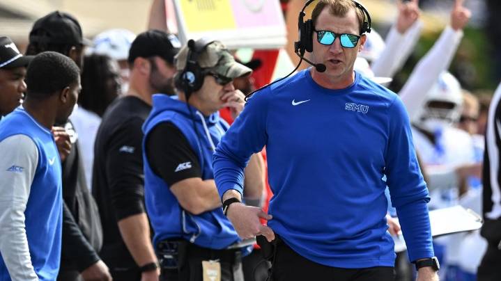 SMU gives coach Rhett Lashlee another extension amid Arkansas speculation