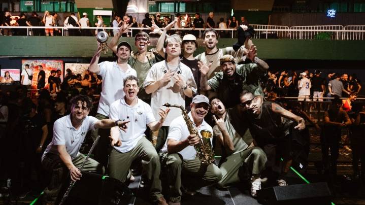 Cindy Cats cerró el año en Ferro con un show 360° explosivo y la visita sorpresa de Rosalía