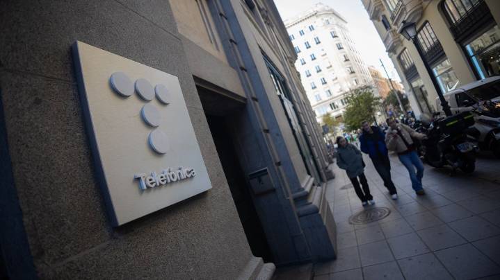 El Gobierno deja a Telefónica fuera del megacontrato de ciberseguridad del Estado