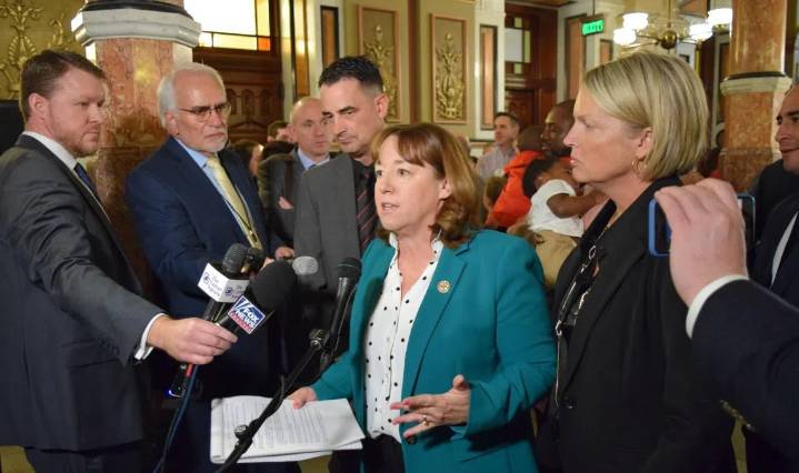 State agency spending cut plans remain unclear following Pritzker’s order