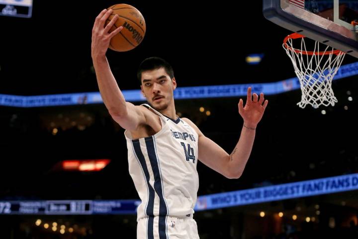 What Happened to Zach Edey? Grizzlies Make Injury Announcement During Nuggets Game Zach Edey left the Grizzlies–Nuggets game. Here’s what happened and the Memphis Grizzlies' official update. Siddharth