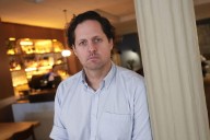 Bevins: “La derecha populista responde a lo mismo que la izquierda, pero de manera cínica”