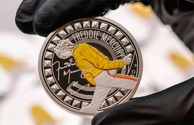 Lanzan una moneda conmemorativa de Freddie Mercury por el 40 aniversario de ‘Live Aid’