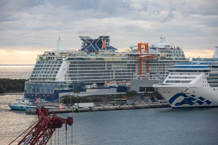 Celebrity Xcel tops off trio of new ships to Port Everglades