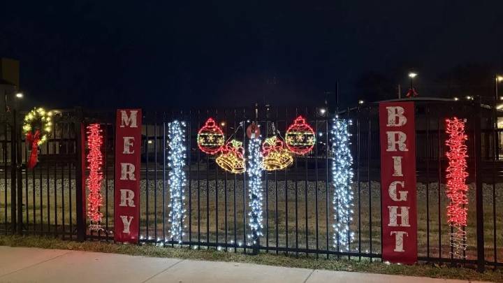 Bargersville's 'Light the Line' railroad fence progresses