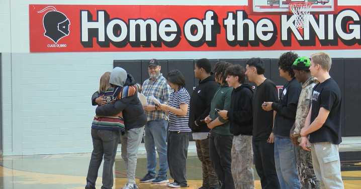 Rockford Public Schools hosts Veterans Day events across the district
