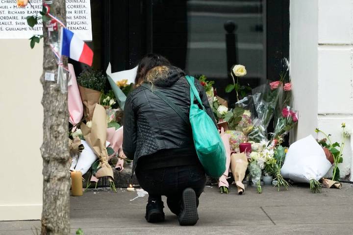 Francia recuerda a las 132 víctimas a diez años de los peores ataques terroristas de su historia reciente