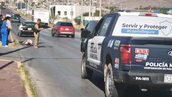 Muere hombre al ser arrollado por vehículo de carga frente al Hospital Infantil de Especialidades