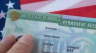Green Card: por estos 5 motivos te pueden revocar tu tarjeta verde en Estados Unidos