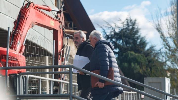 Junta de accionistas de mucha obra y Lucas Ribeiro dice: "No sé qué va a pasar en diciembre o enero"