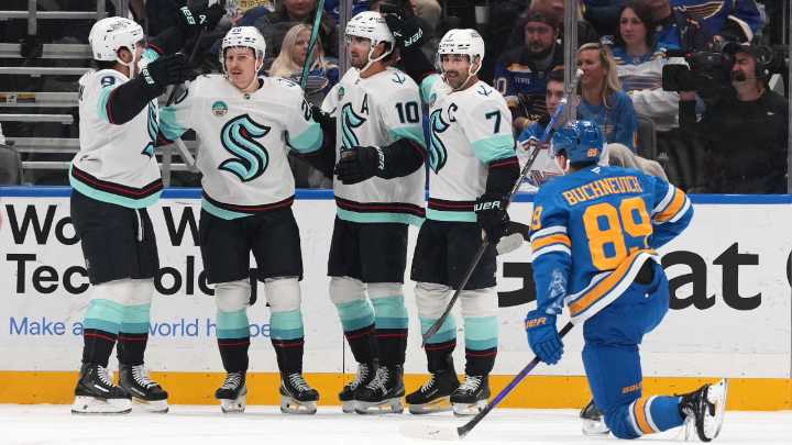 NHL Roundup: Kraken score with two seconds remaining to setup OT win over Blues