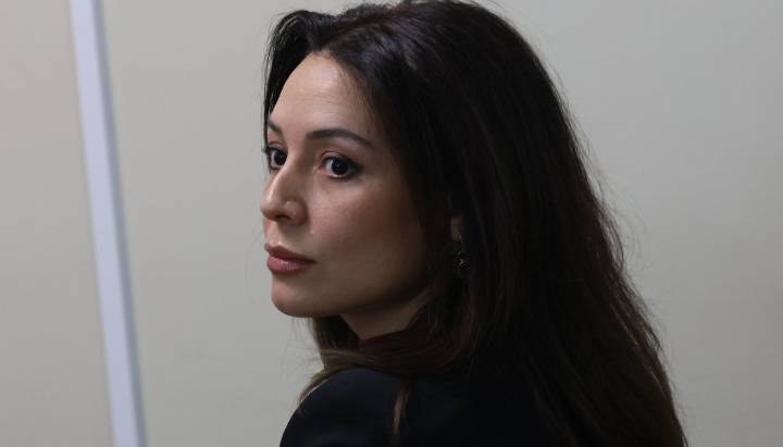 Revocan el arresto domiciliario nocturno para Camila Polizzi y reponen la medida cautelar de arresto domiciliario total