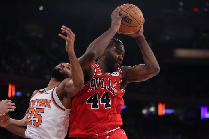 Deadspin | Bulls will have hands full with 76ers as they move past first loss