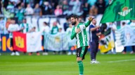 El Real Betis se deja dos puntos en la visita del Girona y pierde a Antony, expulsado, para el derbi sevillano (1