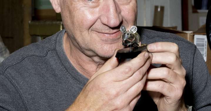 This artist designs intricate suits of armor. The intended wearer? A humble mouse