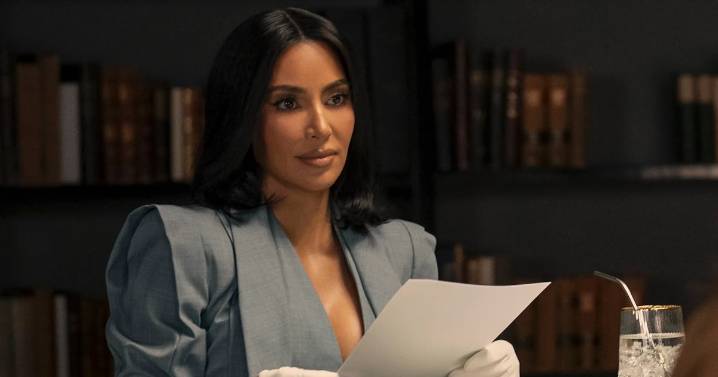 Kim Kardashian Celebrates 'All's Fair's Negative Reviews