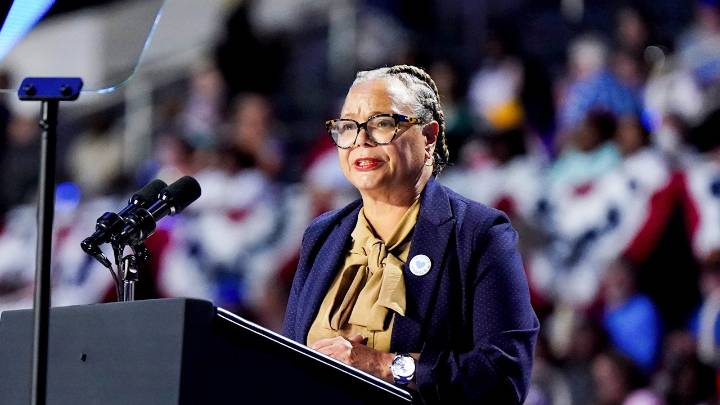 Charlotte mayor Vi Lyles wins reelection despite Iryna Zarutska controversy