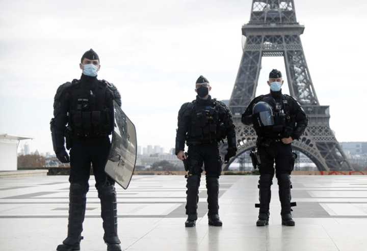 Policías franceses capacitan a mexicanos para controlar disturbios en el Mundial 2026