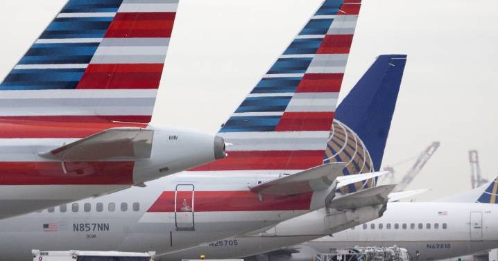 Cierre de Gobierno en EU y falta de controladores aéreos reducirá 10% de operaciones en 40 aeropuertos