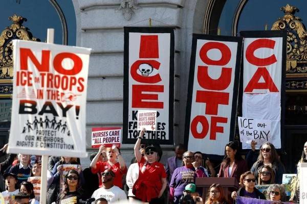 Denuncian condiciones en centro de migrantes en California