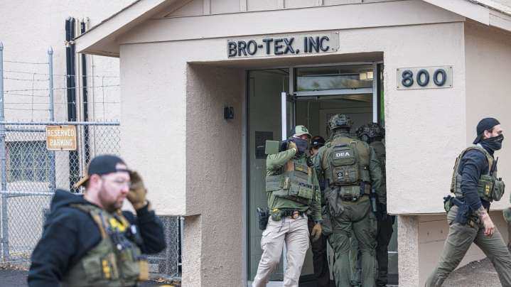 St. Paul federal law enforcement operation draws protests