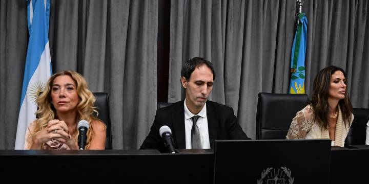 Jury a Julieta Makintach: declaran los jueces del juicio por la muerte de Maradona tras la audiencia suspendida