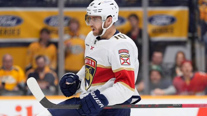 Greer's two goals, assist lead Panthers over reeling Predators 8