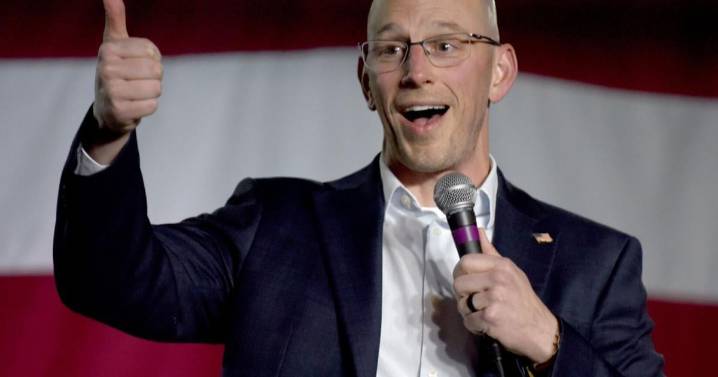 Ruais earns second term as mayor, Trisciani and O'Neil elected aldermen