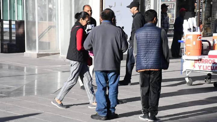 ¡Abrígate! Frentes fríos 14 y 15 provocarán descenso de temperatura a partir del martes