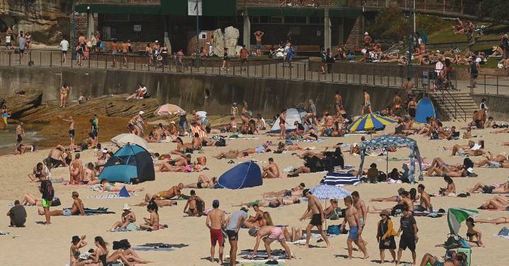 Only third of Aussies are wearing sunscreen most days, in line with guidelines