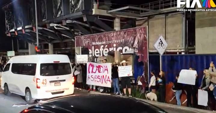 Crece “La Sombreriza”: Cumplen 3 días de protesta tras asesinato del alcalde de Uruapan, Carlos Manzo