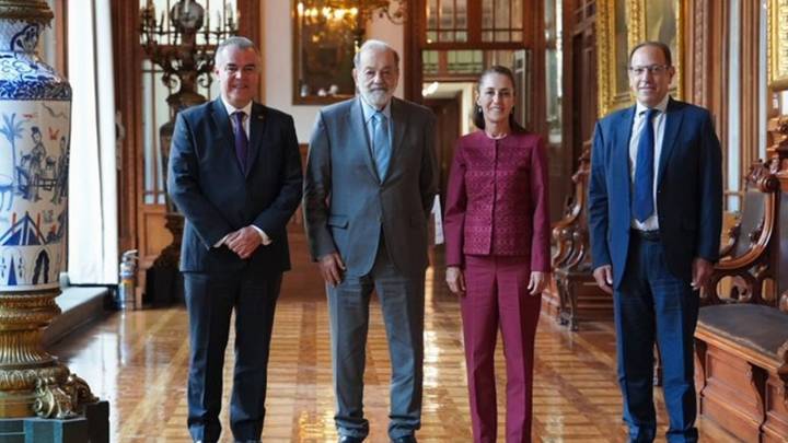 Carlos Slim y líder del CCE visitan a Claudia Sheinbaum en Palacio Nacional
