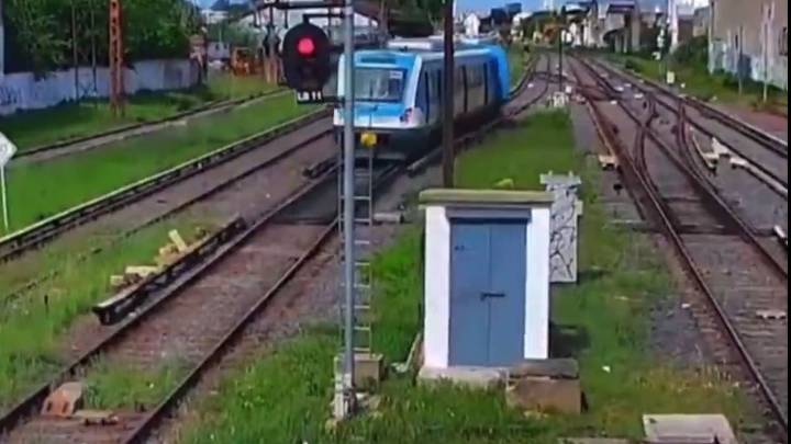 Descarrilamiento del tren Sarmiento: demoras en el servicio afecta a miles de pasajeros